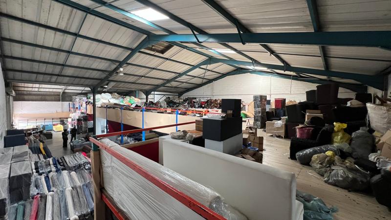 To Let commercial Property for Rent in Killarney Gardens Western Cape